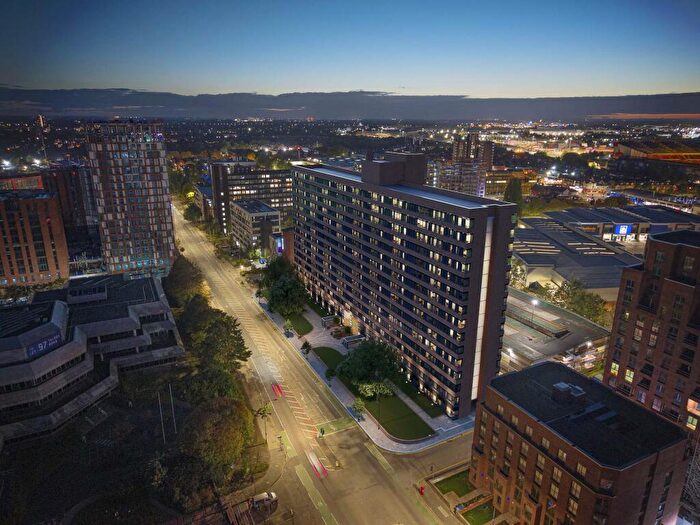 1 Bedroom Apartment For Sale In Horizon, Manchester, M16