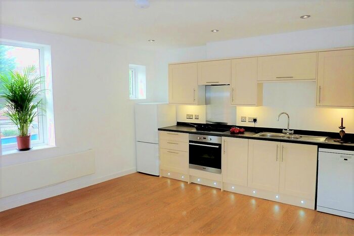 2 Bedroom Flat To Rent In Zetland Road, Redland, Bristol, BS6