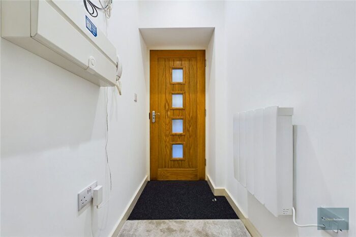 1 Bedroom Semi-Detached House To Rent In Newfoundland Road, St. Pauls, Bristol, BS2