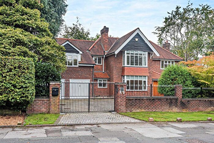 5 Bedroom Detached House To Rent In Torkington Road, Wilmslow, Cheshire, SK9