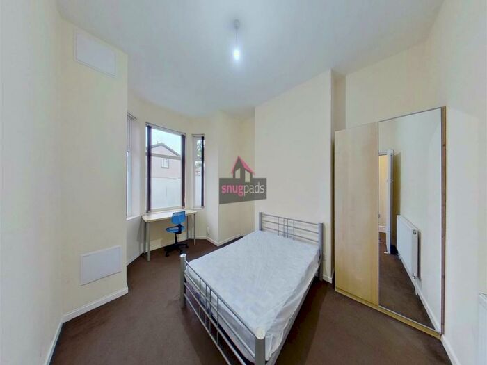 7 Bedroom House To Rent In Weaste Lane, Salford, Manchester, M5