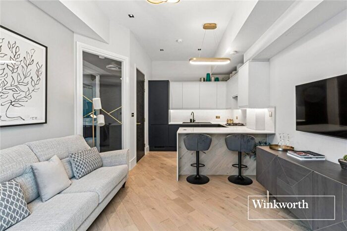 1 Bedroom Apartment To Rent In High Road, Whetstone, London, N20