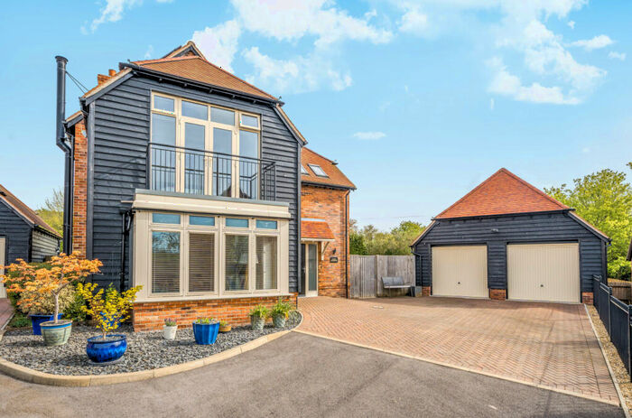4 Bedroom Detached House To Rent In Colebrook Field, Ropley, Alresford, Hampshire, SO24