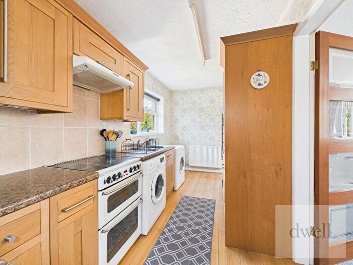 2 Bedroom Semi-Detached House For Sale In Hill Court Drive, Bramley, Leeds, LS13