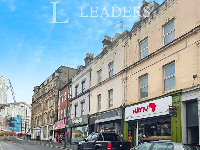 2 Bedroom Flat To Rent In Old Christchurch Road, Bournemouth, BH1