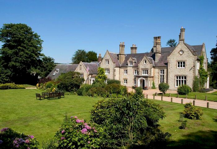 3 Bedroom Apartment To Rent In Near Petersfield, Hamsphire, GU32