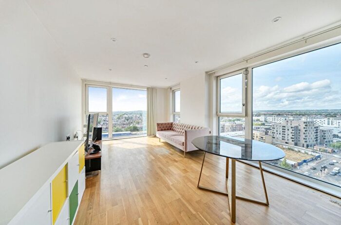 2 Bedroom Flat For Sale In Zenith Close, Colindale, London, NW9