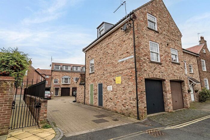 2 Bedroom Semi-Detached House For Sale In St. Andrews Court, Aldwark, York, YO1