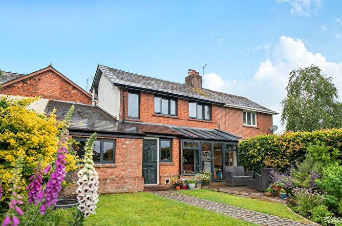 4 Bedroom Semi Detached House For Sale In Woodhayes Cottages, Exeter, EX5