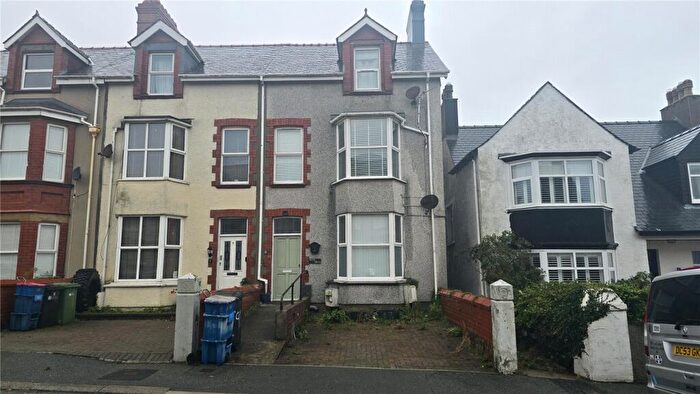 1 Bedroom Flat For Sale In Bryn Goleu Avenue North, Holyhead, Isle Of Anglesey, LL65