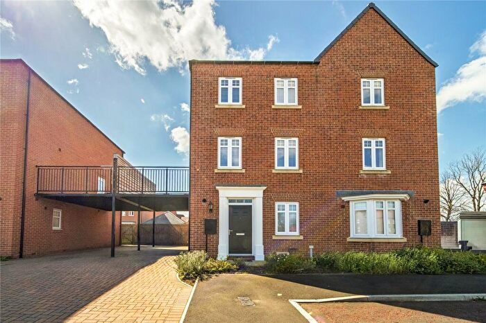 3 Bedroom Semi Detached House For Sale In Wentworth Drive, Durham, DH1