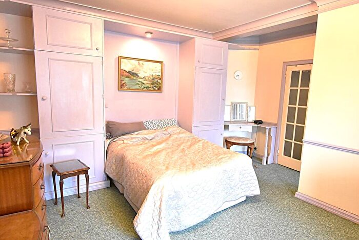 Flat To Rent In Rossmore Court, Park Road, Regent's Park, London, NW1