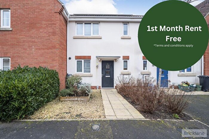 3 Bedroom House To Rent In Halls Garden, Stoke Gifford, Bristol, BS34