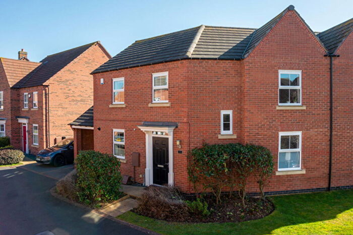 3 Bedroom Semi-Detached House For Sale In Campion Crescent, East Leake, LE12