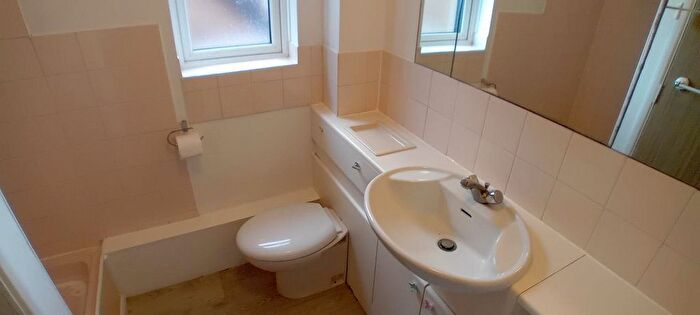 1 Bedroom Flat To Rent In Kenwyn Road, Dartford, DA1