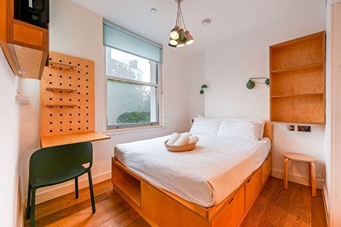 Studio To Rent In Philbeach Gardens, Earls Court, London, SW5