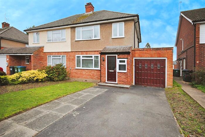 3 Bedroom Semi Detached House For Sale In Leaford Crescent, Watford, WD24