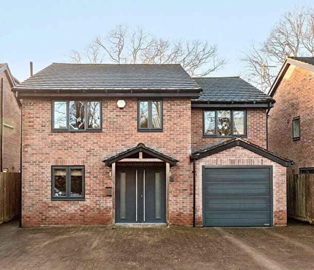 5 Bedroom Detached House For Sale In Lower Marsh Road, Warminster, BA12