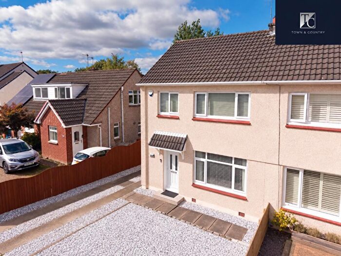 2 Bedroom Semi-Detached House For Sale In Larkfield Road, Lenzie, G66