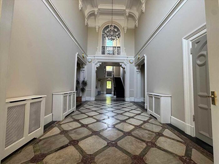 2 Bedroom Apartment To Rent In Cedars Close, Belmont, Black Heath, Greenwhich, SE13
