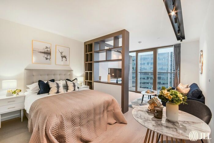 Studio To Rent In Park Drive, Canary Wharf, E14