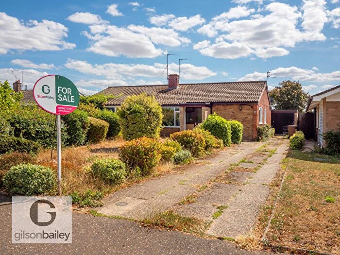 3 Bedroom Semi Detached Bungalow For Sale In Heath Way, Blofield Heath, NR13