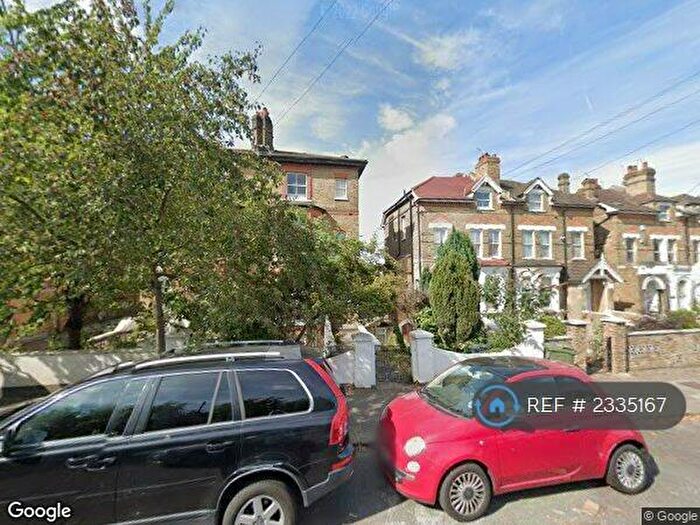 1 Bedroom Flat To Rent In West Norwood, London, SE27