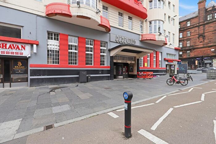 2 Bedroom Flat For Sale In / Sauchiehall Street, Glasgow, G2