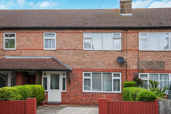 3 Bedroom Terraced House For Sale In Newington Avenue, Southend-On-Sea, SS2
