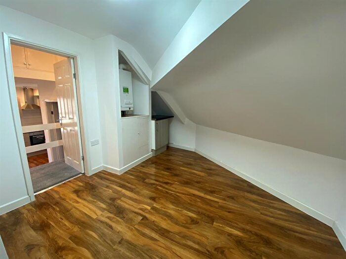 Studio To Rent In Princes Avenue, Princes Park, Liverpool, L8