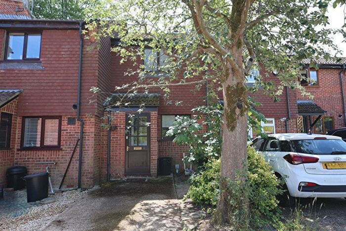 2 Bedroom Terraced House For Sale In Cross Keys Close, Sevenoaks, TN13