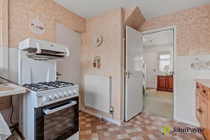 2 Bedroom Semi-Detached House For Sale In Grendon Close, Tile Hill, Coventry, CV4