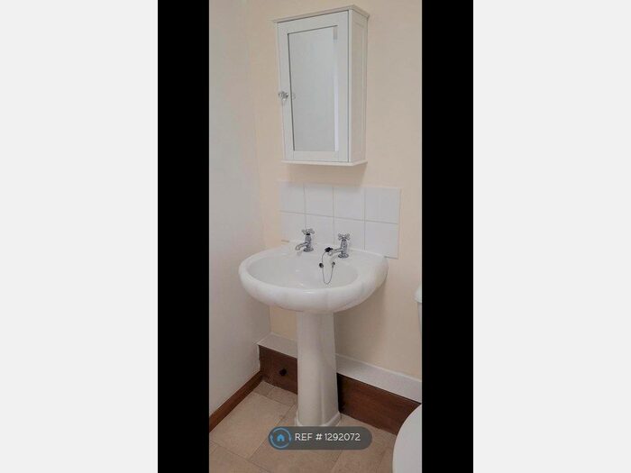 2 Bedroom Flat To Rent In The Conifers, Hambleton, Poulton-Le-Fylde, FY6