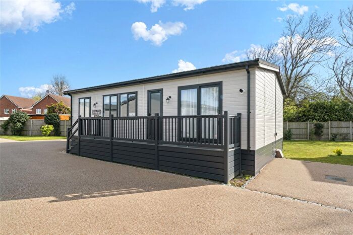 2 Bedroom Bungalow To Rent In Chertsey Lane, Staines-Upon-Thames, Surrey, TW18