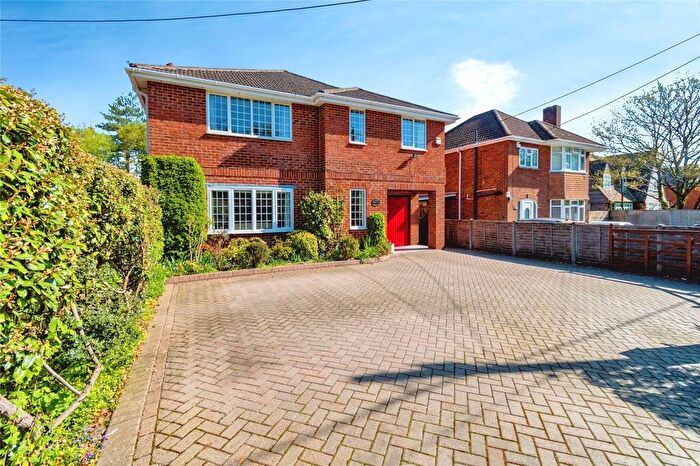 4 Bedroom Detached House For Sale In Southampton Road, Bartley, Southampton, Hampshire, SO40