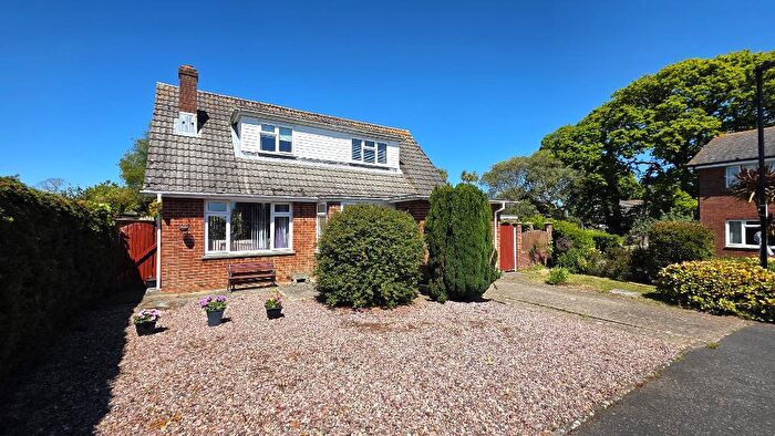 3 Bedroom Detached House For Sale In Pelham Close, Bembridge, Isle Of Wight, PO35