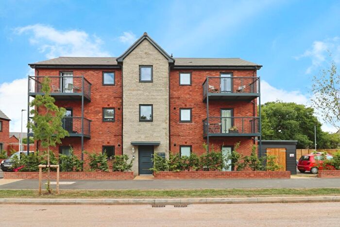 1 Bedroom Flat For Sale In Dowsell Way, Yate, Bristol, Gloucestershire, BS37