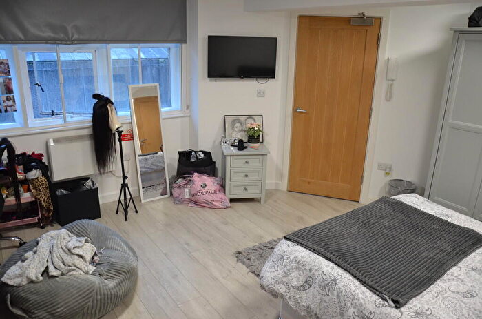 Studio To Rent In Clinton Street West, City Centre, NG1