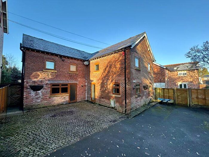 4 Bedroom Detached House For Sale In Main Road, Goostrey, CW4