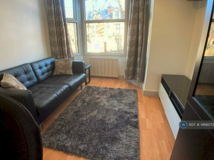 1 Bedroom Flat To Rent In Sheldon Road, Sheffield, S7