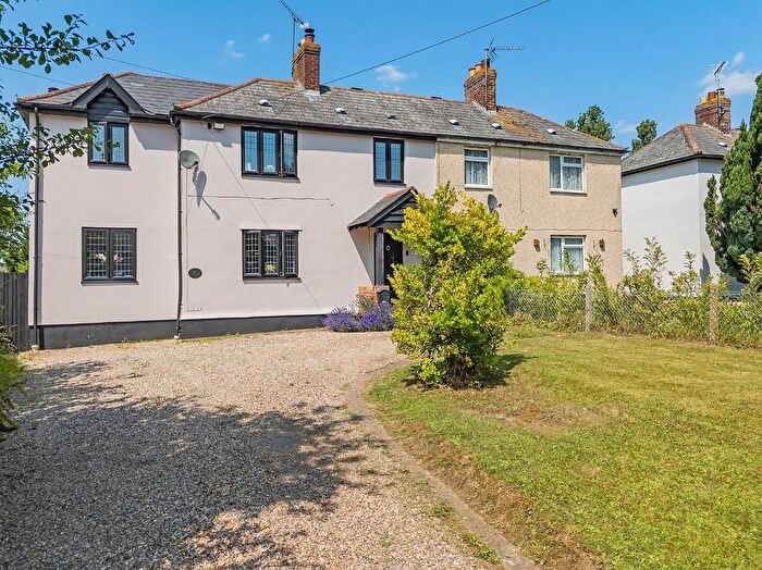 3 Bedroom Semi-Detached House For Sale In Woods Road, Ford End, Chelmsford, CM3