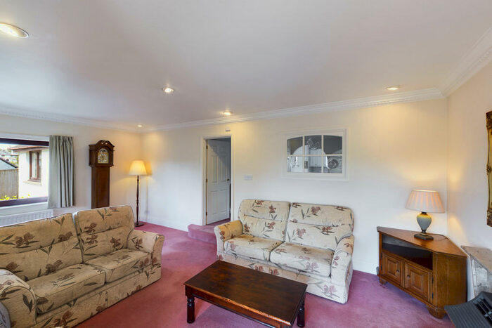 4 Bedroom Detached Bungalow To Rent In Castle Green Lane, Kendal, Cumbria, LA9