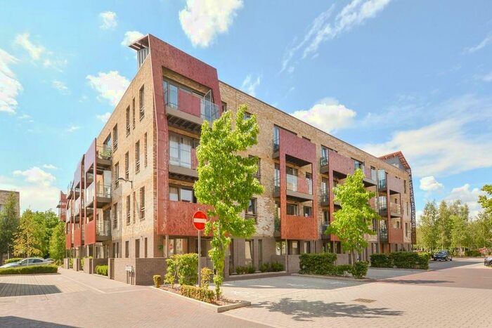 1 Bedroom Apartment To Rent In Redwood Park, Canada Water, SE16