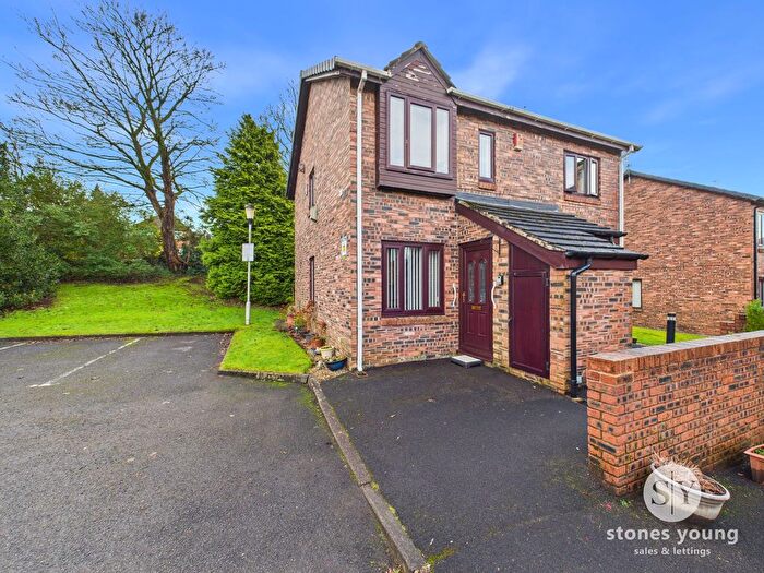 2 Bedroom Flat For Sale In Preston Old Road, Blackburn, BB2