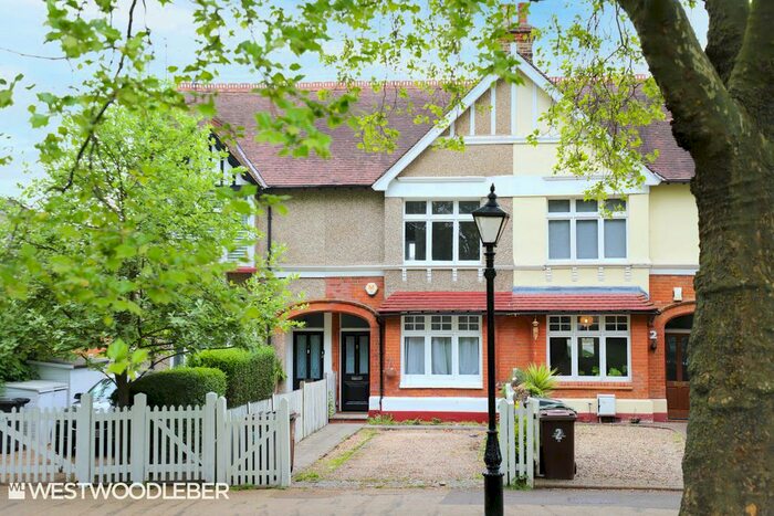 3 Bedroom Terraced House To Rent In The Green, London, E4