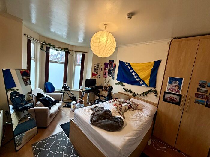 8 Bedroom House To Rent In Egerton Road, M14