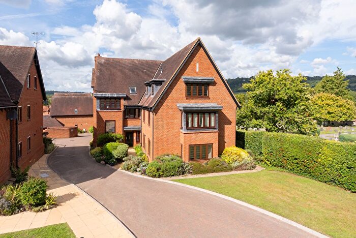 2 Bedroom Flat For Sale In Ashurst Place, Dorking, RH4