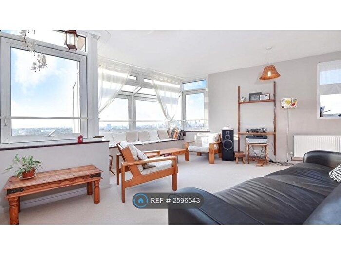 2 Bedroom Flat To Rent In Herne Hill House, London, SE24