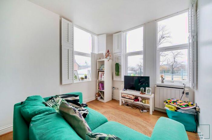 2 Bedroom Flat To Rent In Woodbridge Road, Guildford, GU1