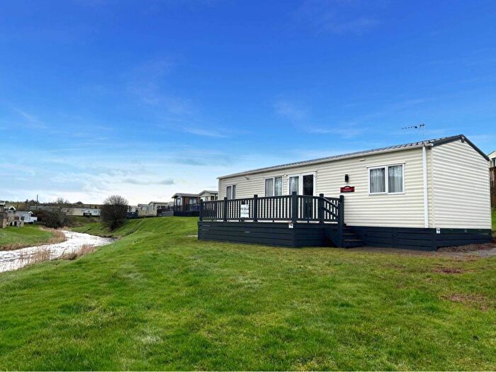 2 Bedroom Mobile/park Home For Sale In Bank Street, Greenlaw, Duns, TD10